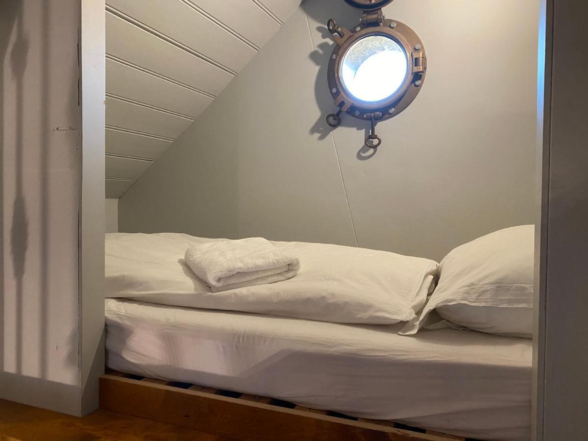 B&B De Lage Zwaluw Zwaluwe 外观 照片