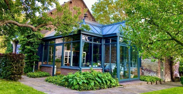 B&B De Lage Zwaluw Zwaluwe 外观 照片