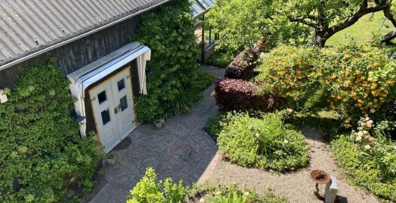 B&B De Lage Zwaluw Zwaluwe 外观 照片